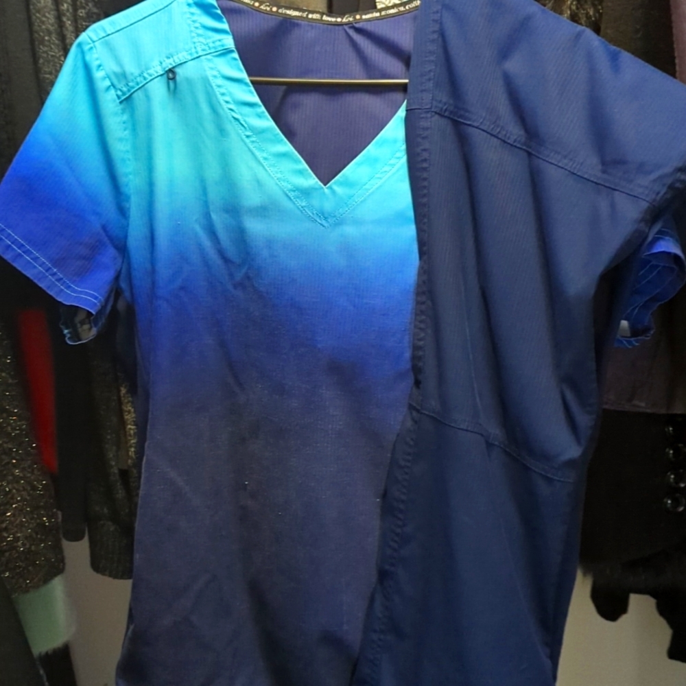 Used Koi scrub set